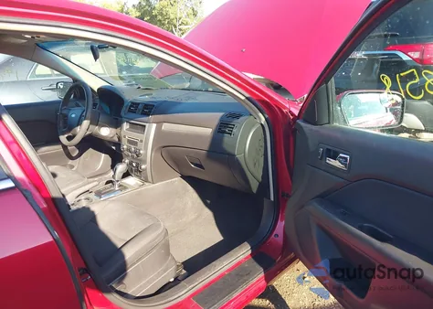 2012 Ford Fusion Se z USA, uszkodzony, nr VIN 3FAHP0HA6CR232429